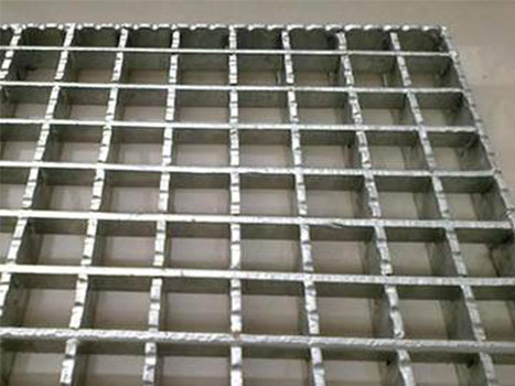 Serrated press-locked steel grating(图1)