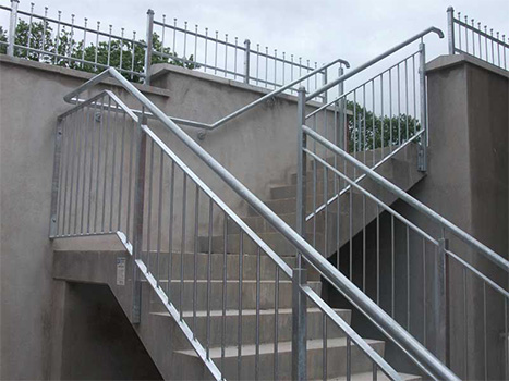 Outdoor Exterior Galvanized Metal Welding Handrail Railing(图1)