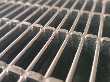 Press-locked Grating(图1)